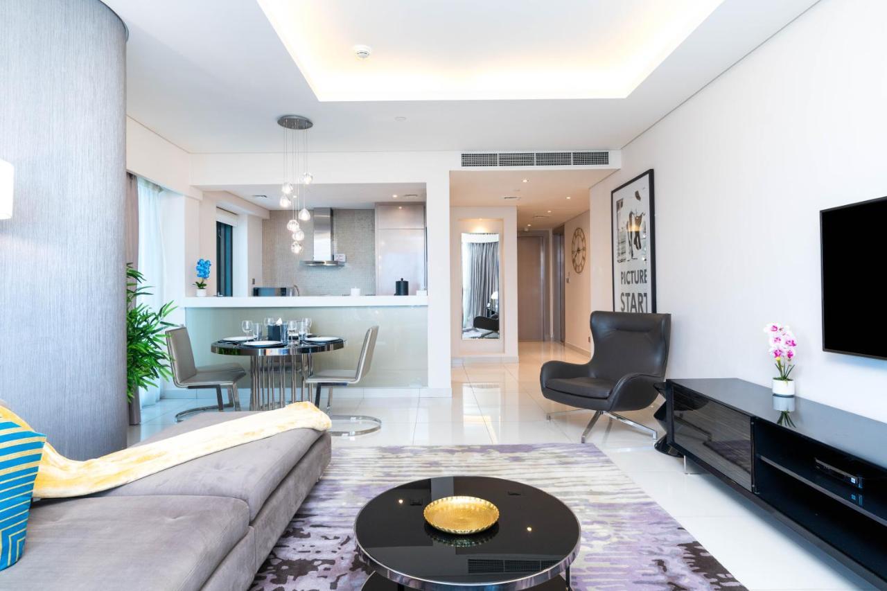Globalstay Damac Towers By Paramount In Business Bay 두바이 외부 사진