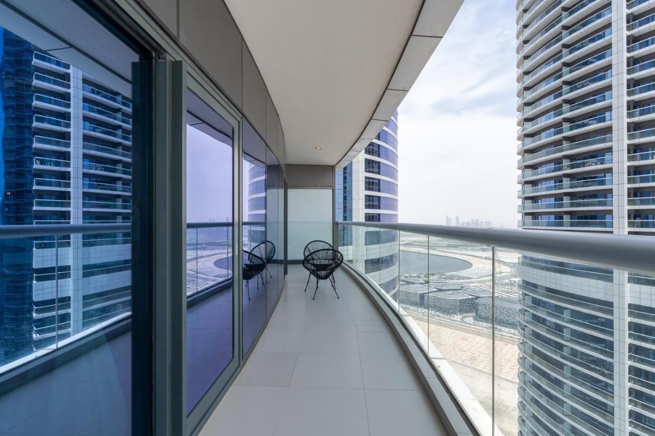 Globalstay Damac Towers By Paramount In Business Bay 두바이 외부 사진