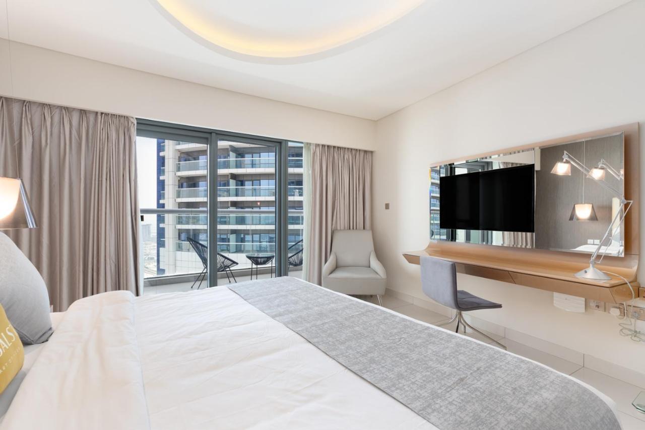 Globalstay Damac Towers By Paramount In Business Bay 두바이 외부 사진