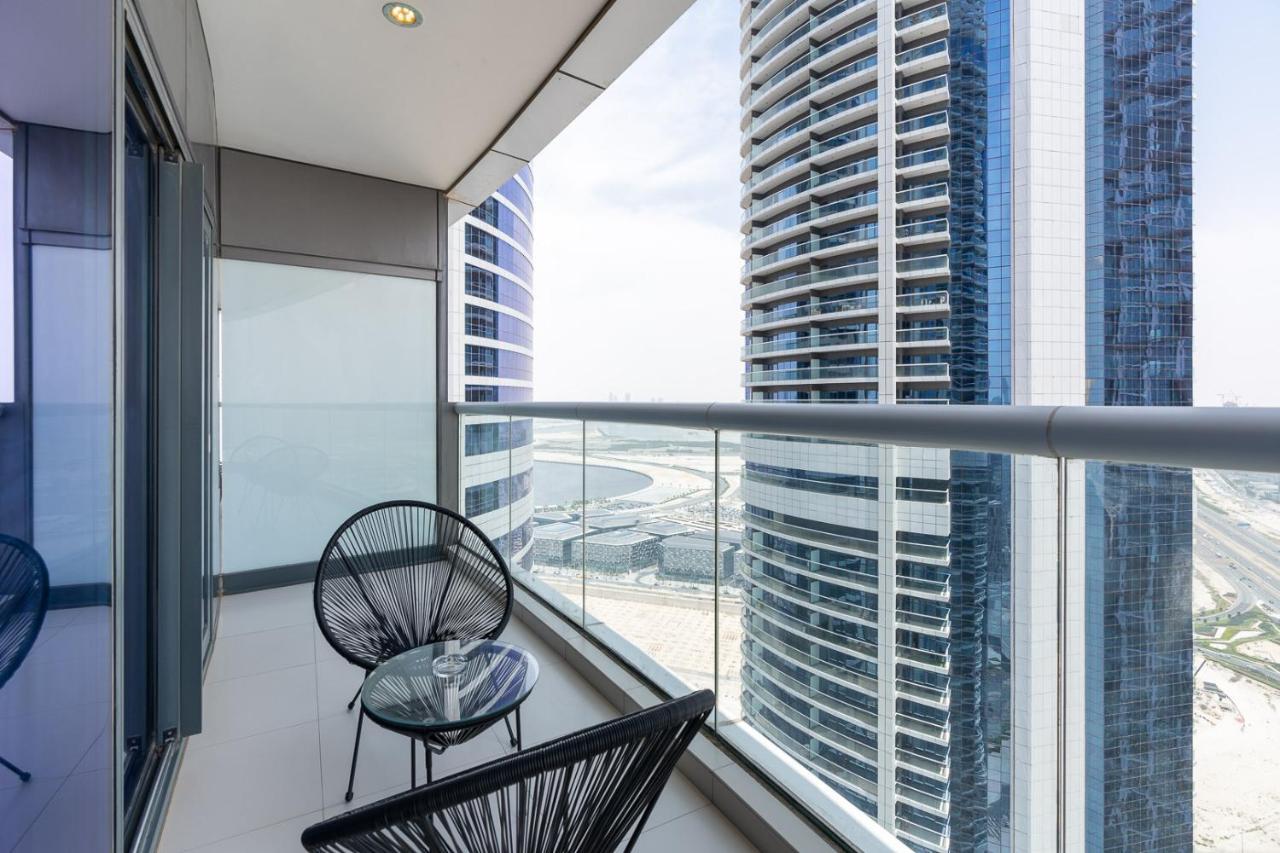 Globalstay Damac Towers By Paramount In Business Bay 두바이 외부 사진