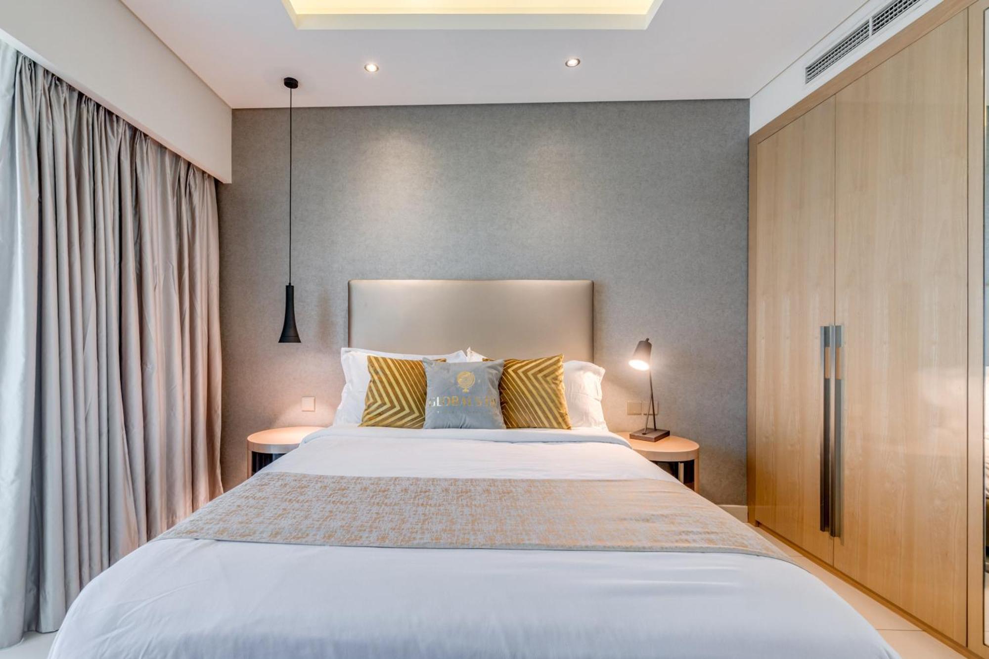Globalstay Damac Towers By Paramount In Business Bay 두바이 외부 사진