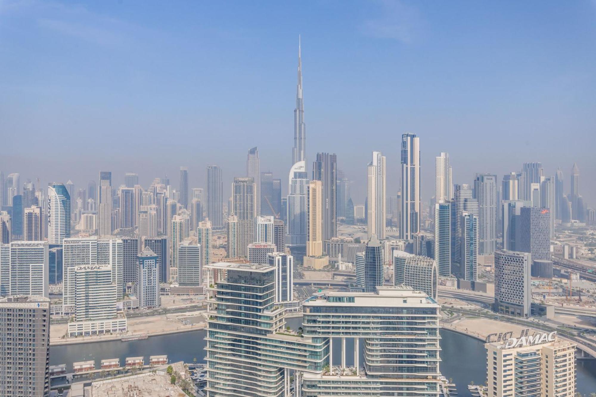 Globalstay Damac Towers By Paramount In Business Bay 두바이 외부 사진